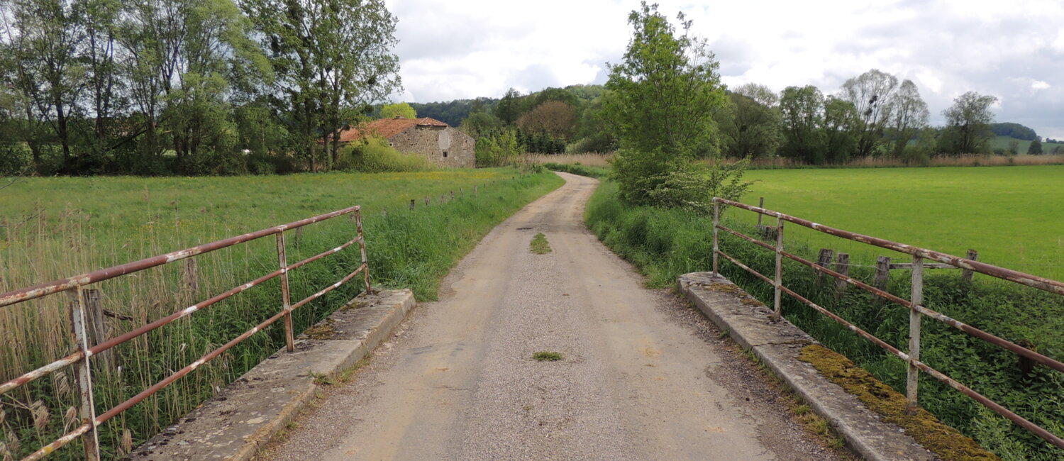futur emplacement d'une zone de surstockage à Hâcourt (52).