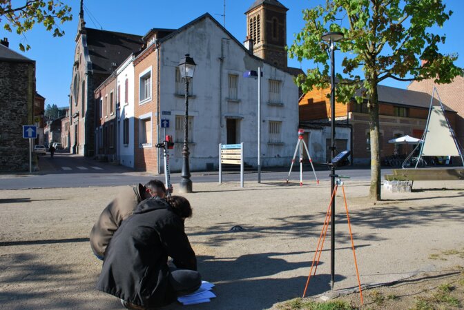 Topographie sur le terrain.